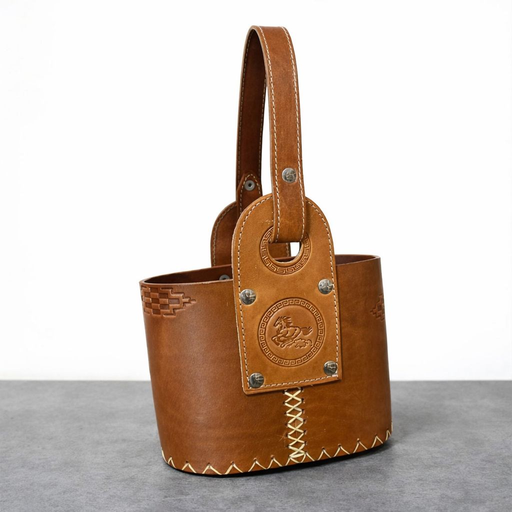 Bolso de cuero artesanal