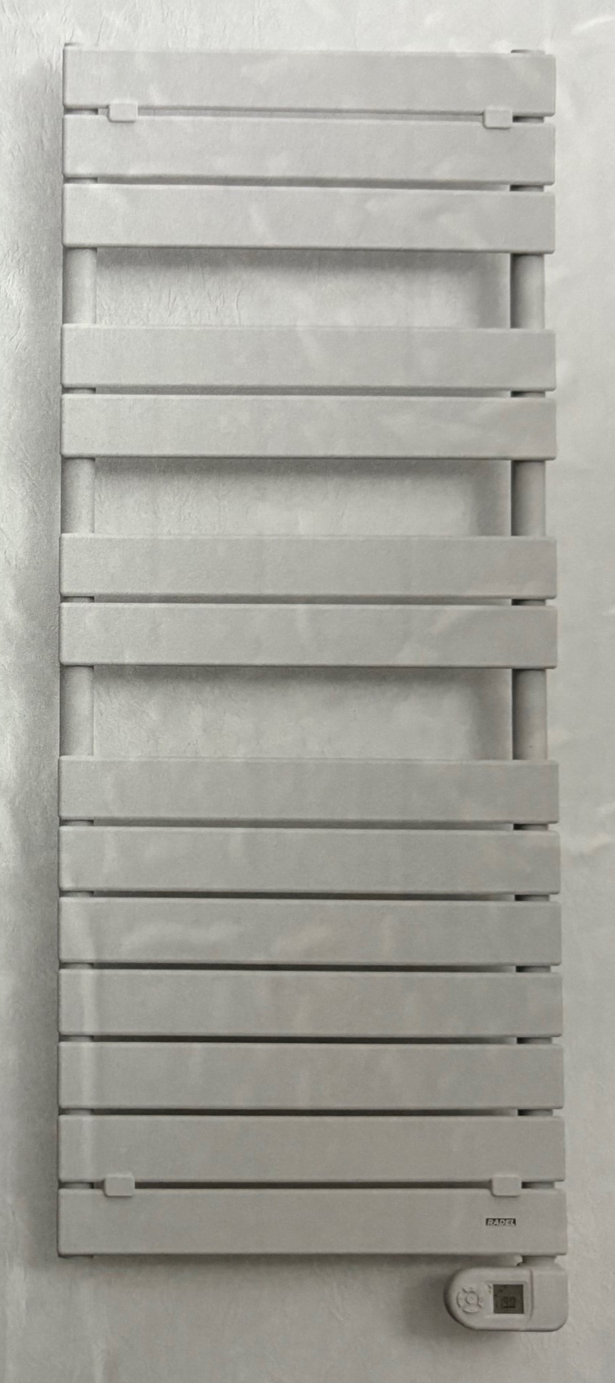 SECHE SERVIETTES FLUIDE 500W BLANC TAJMAHAL - RADEL