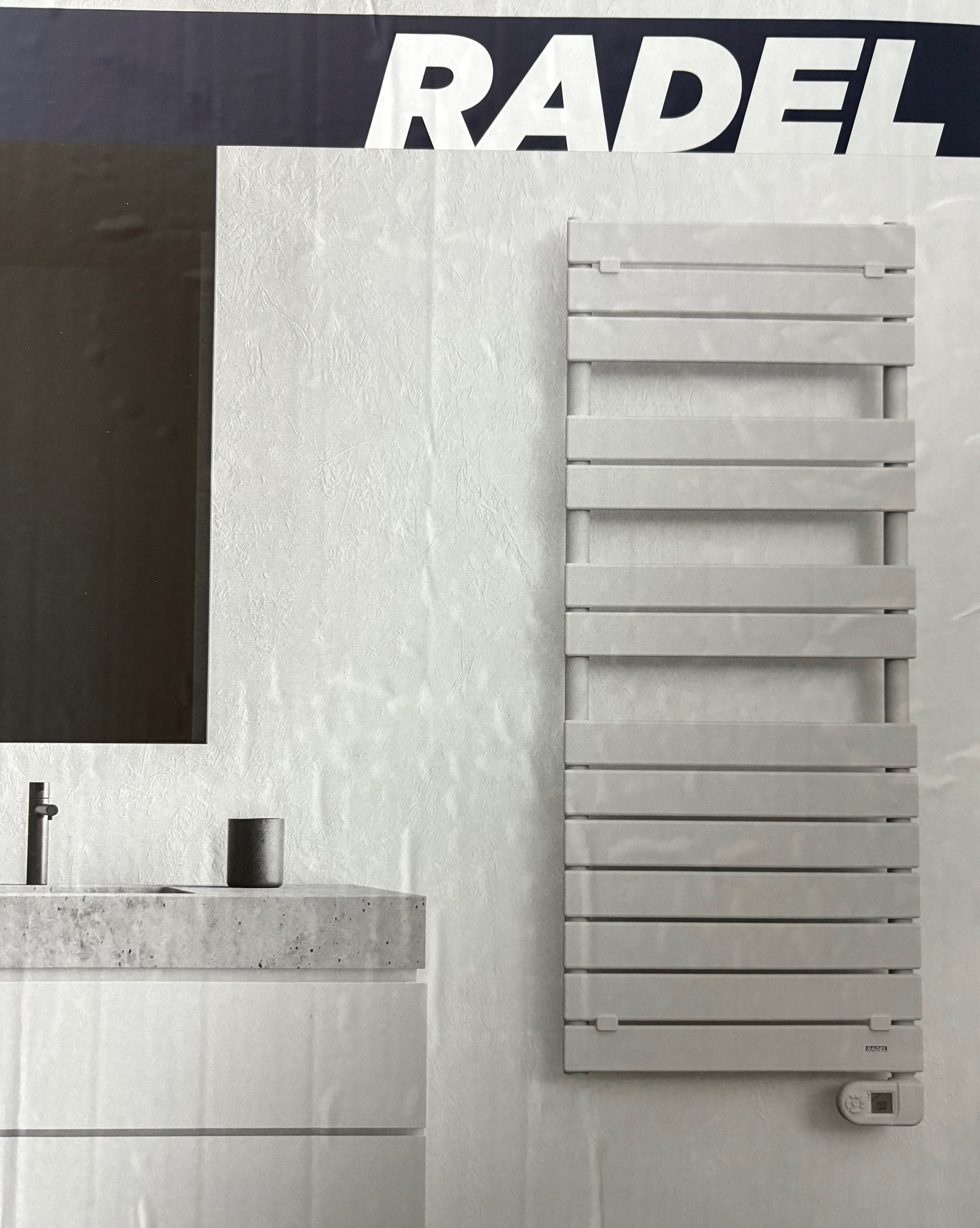 SECHE SERVIETTES FLUIDE 500W BLANC TAJMAHAL - RADEL