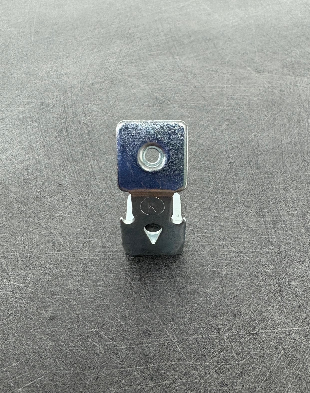 SUSPENTES METALLIQUES M6-M8 KMR