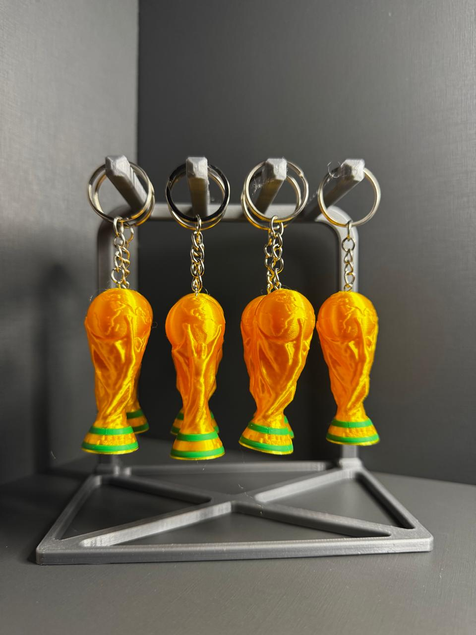 KIt 5 Mini Réplica Taça do Mundo Dourada – Chaveiro Exclusivo Seleção Brasileira