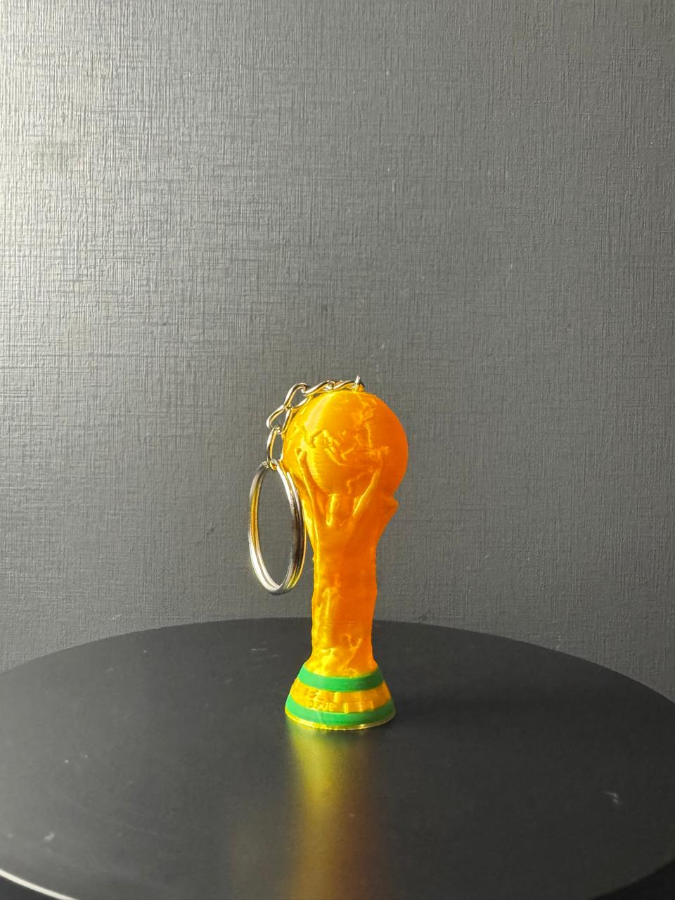 KIt 5 Mini Réplica Taça do Mundo Dourada – Chaveiro Exclusivo Seleção Brasileira