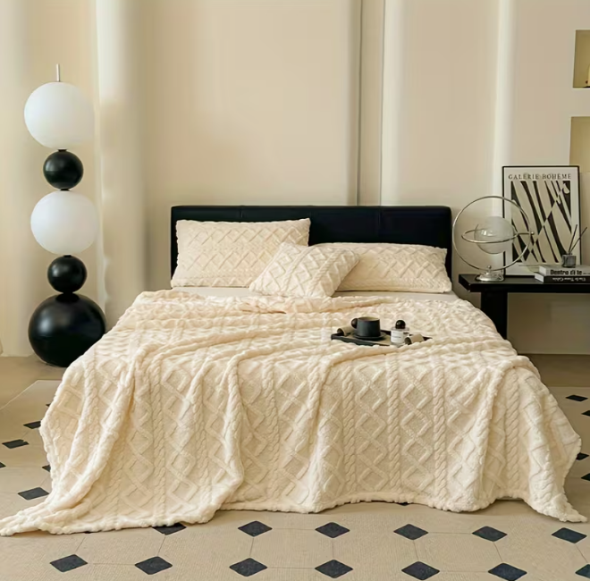 Deluxe Honey & Snack Care Gift Box Set 