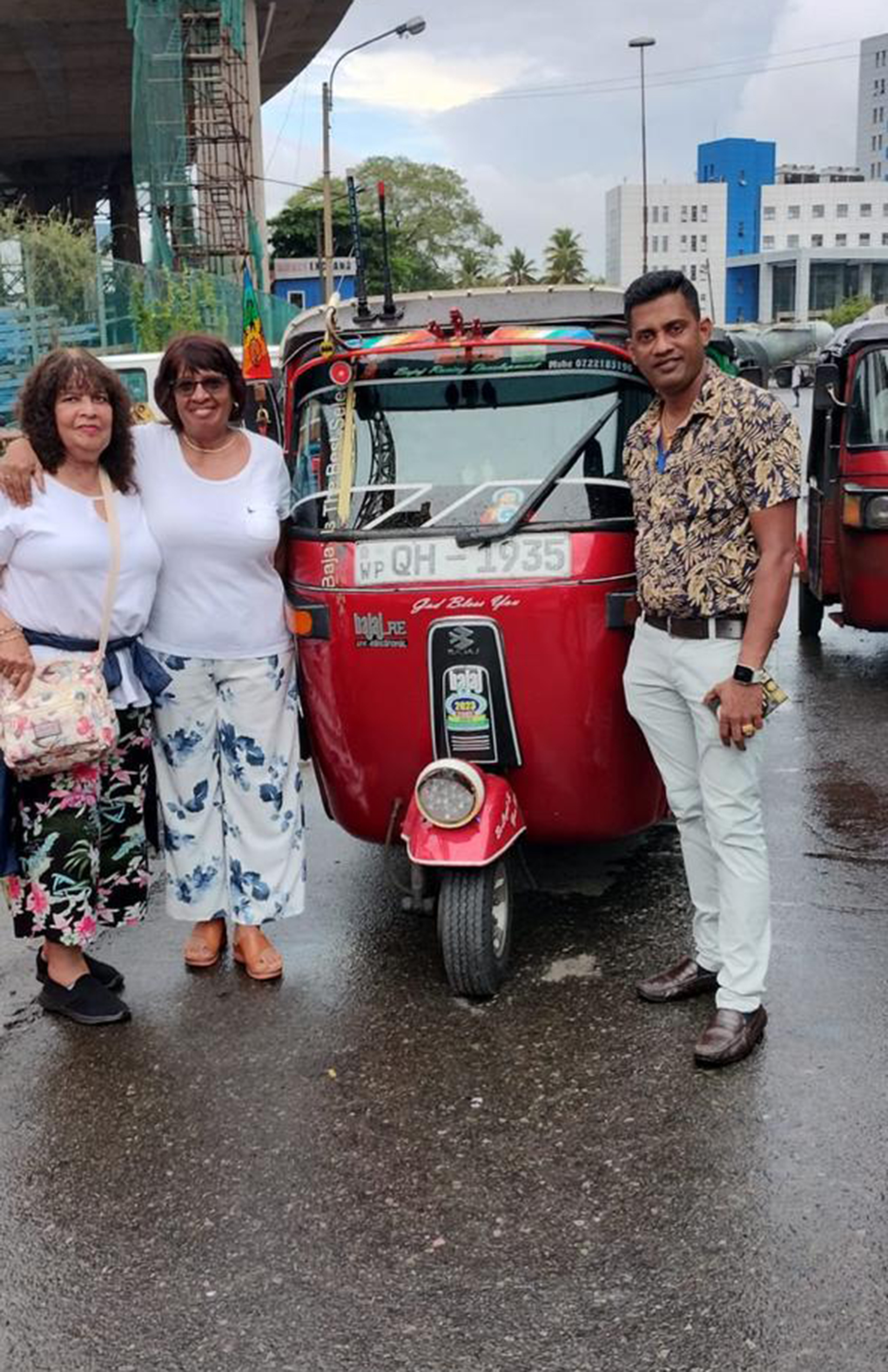 Colombo City Tour By Tuk Tuk 