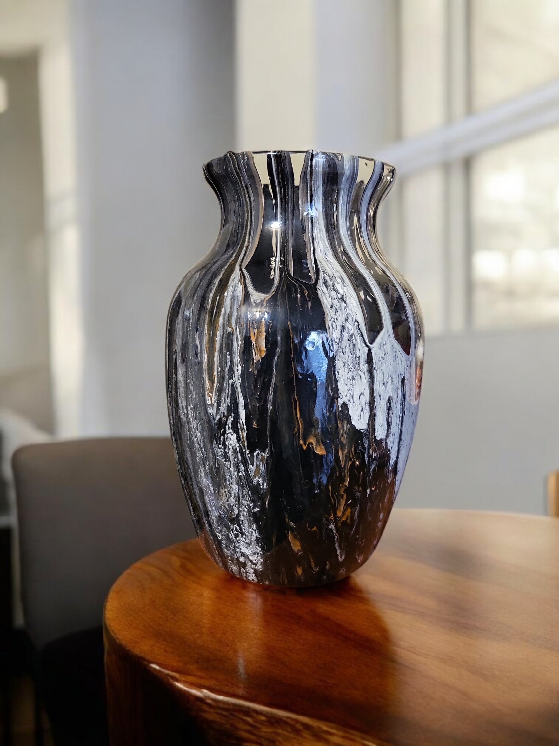 Elegant Marble-Patterned Vase