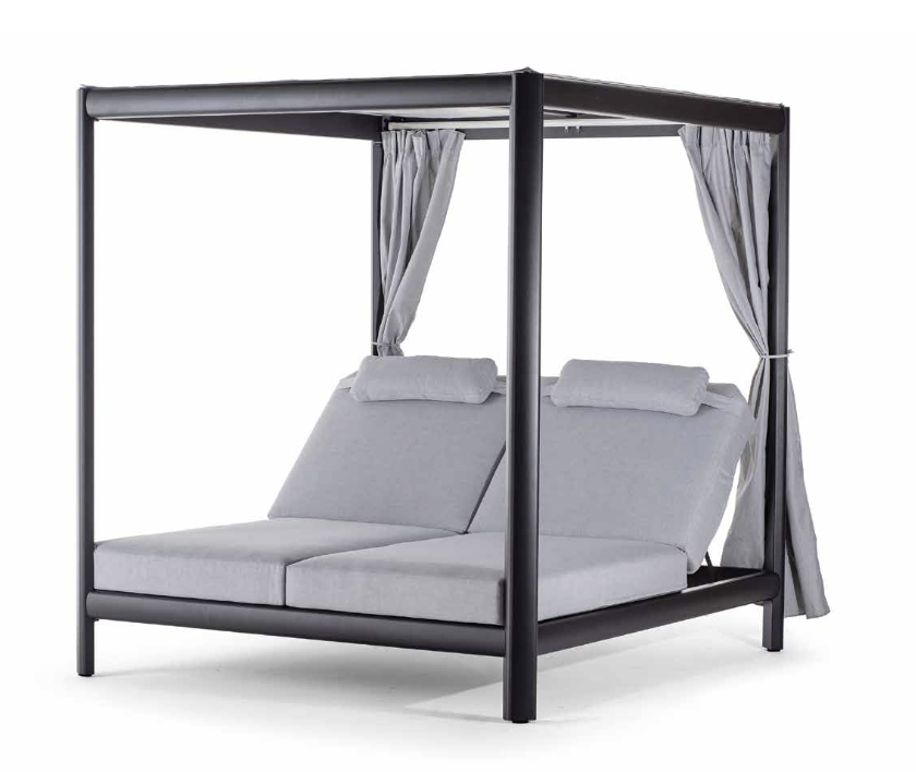Doha Outdoor Daybed