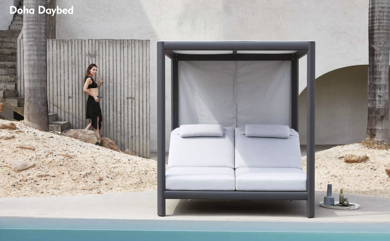 Doha Outdoor Daybed