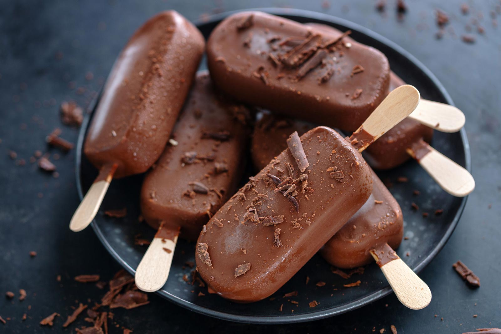 Fromage frais enrobé de chocolat à la vanille