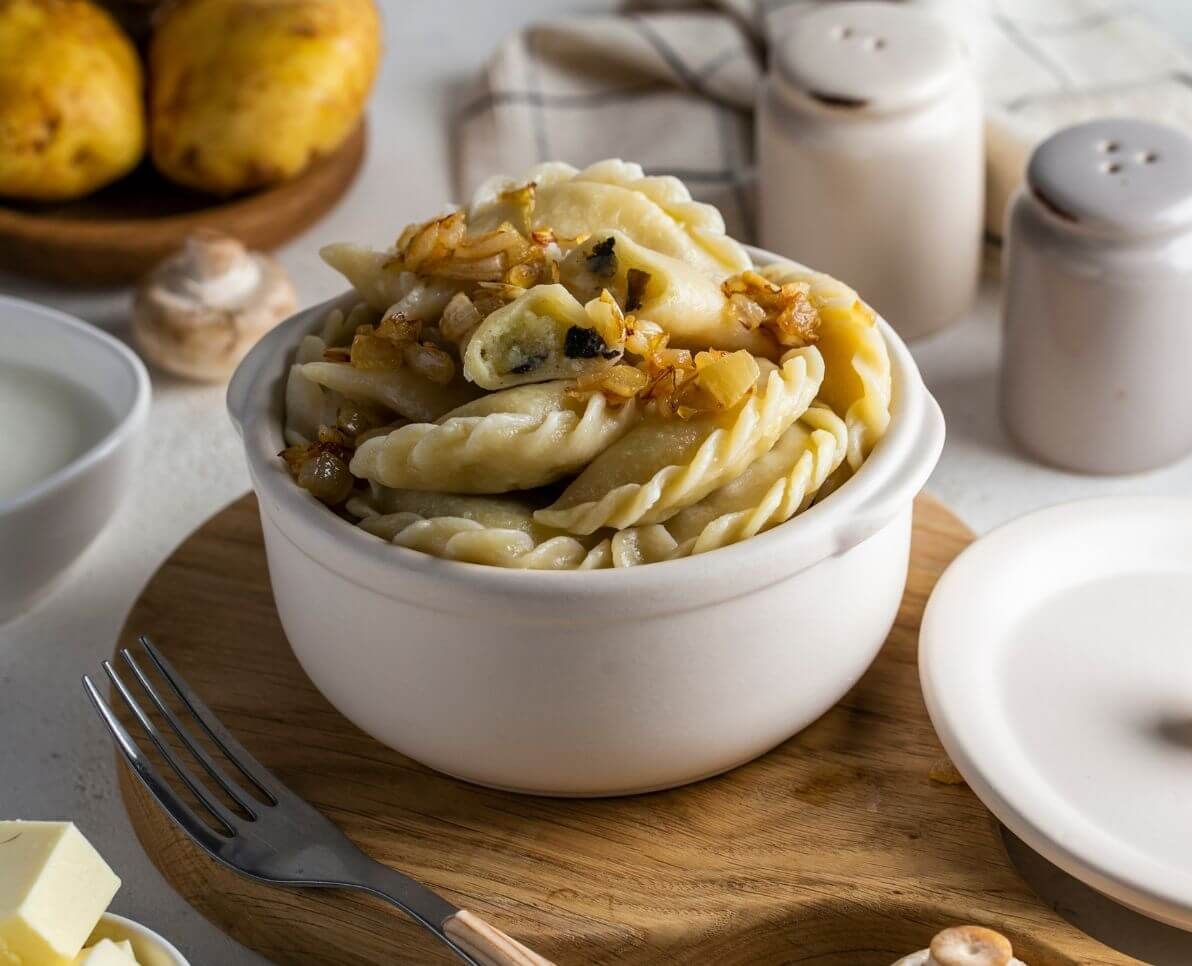 Varenyky pommes de terre aux champignons  salé