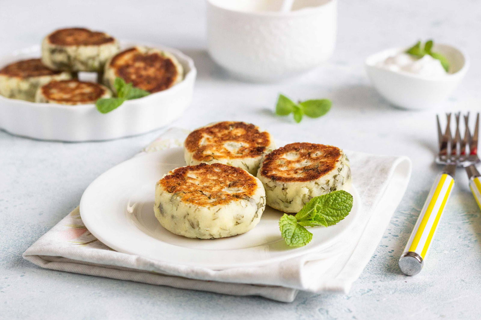 Syrnyky  salés aux herbes