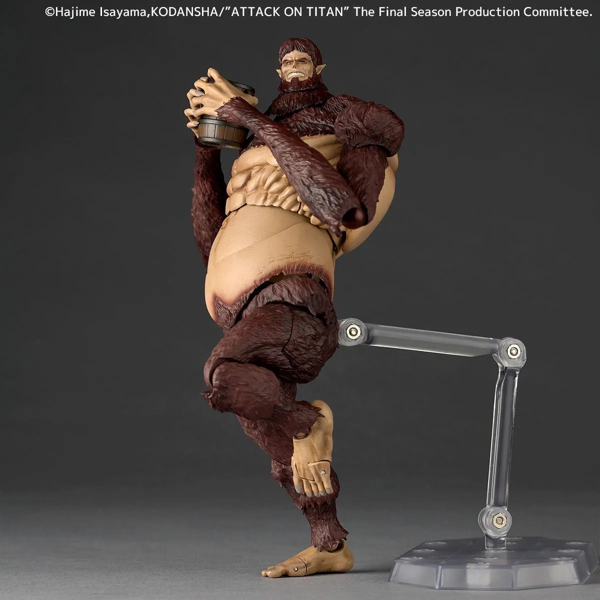 In stock Attack on Titan Beast Titan Revoltech Amazing Yamaguchi action Figure