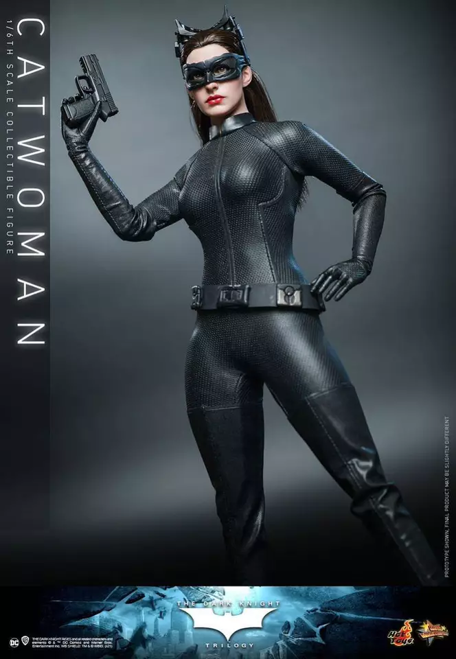 Hot Toys MMS627 THE DARK KNIGHT TRILOGY 1/6 CATWOMAN batman figure