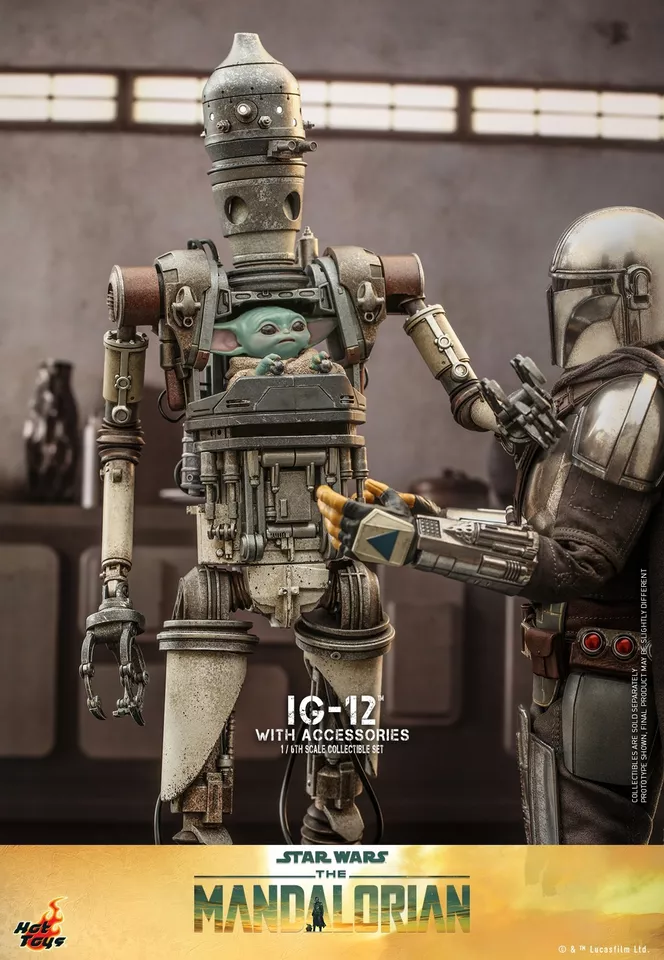 Hot Toys TMS105 Star Wars The Mandalorian IG-12 w/ Accessories Figure