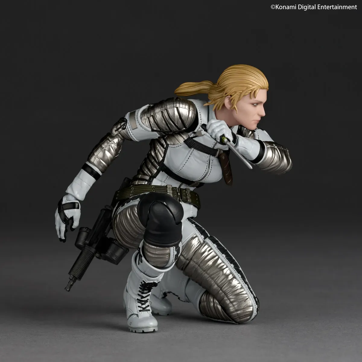 Pre order! Revoltech Amazing Yamaguchi Metal Gear Solid Delta NR117 The Boss 1/12 Figure