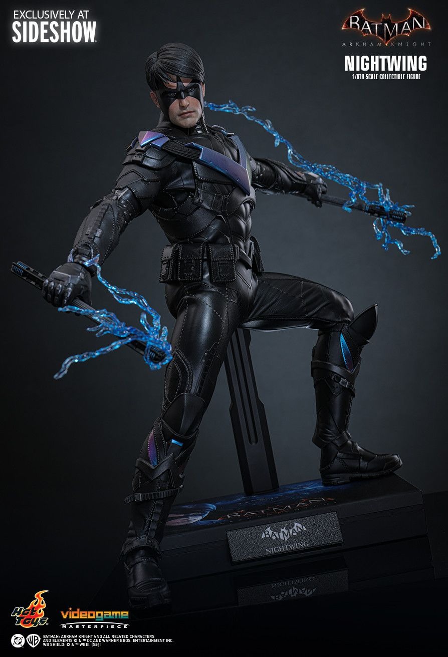 In stock! Hot Toys Nightwing VGM78 Batman: Arkham Knight 1/6th scale Collectible Figure