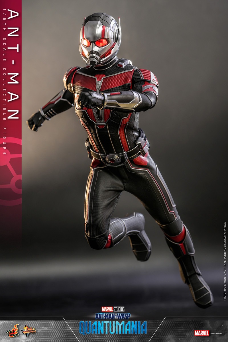 Hot Toys MMS690 Ant-Man and the Wasp: Quantumania 1/6 Ant-Man Figure