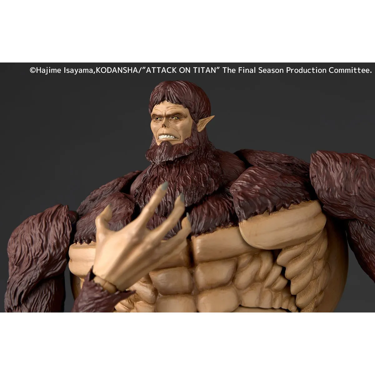In stock Attack on Titan Beast Titan Revoltech Amazing Yamaguchi action Figure