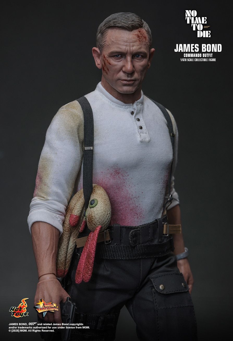 In stock! Hot Toys MMS804 No Time to Die: James Bond (Commando Outfit) 1/6 Scale Collectible Figure