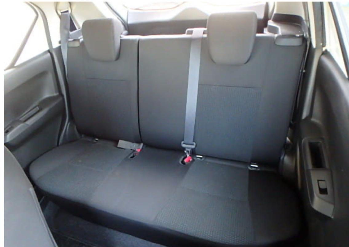 2017 White Suzuki Ignis hybrid