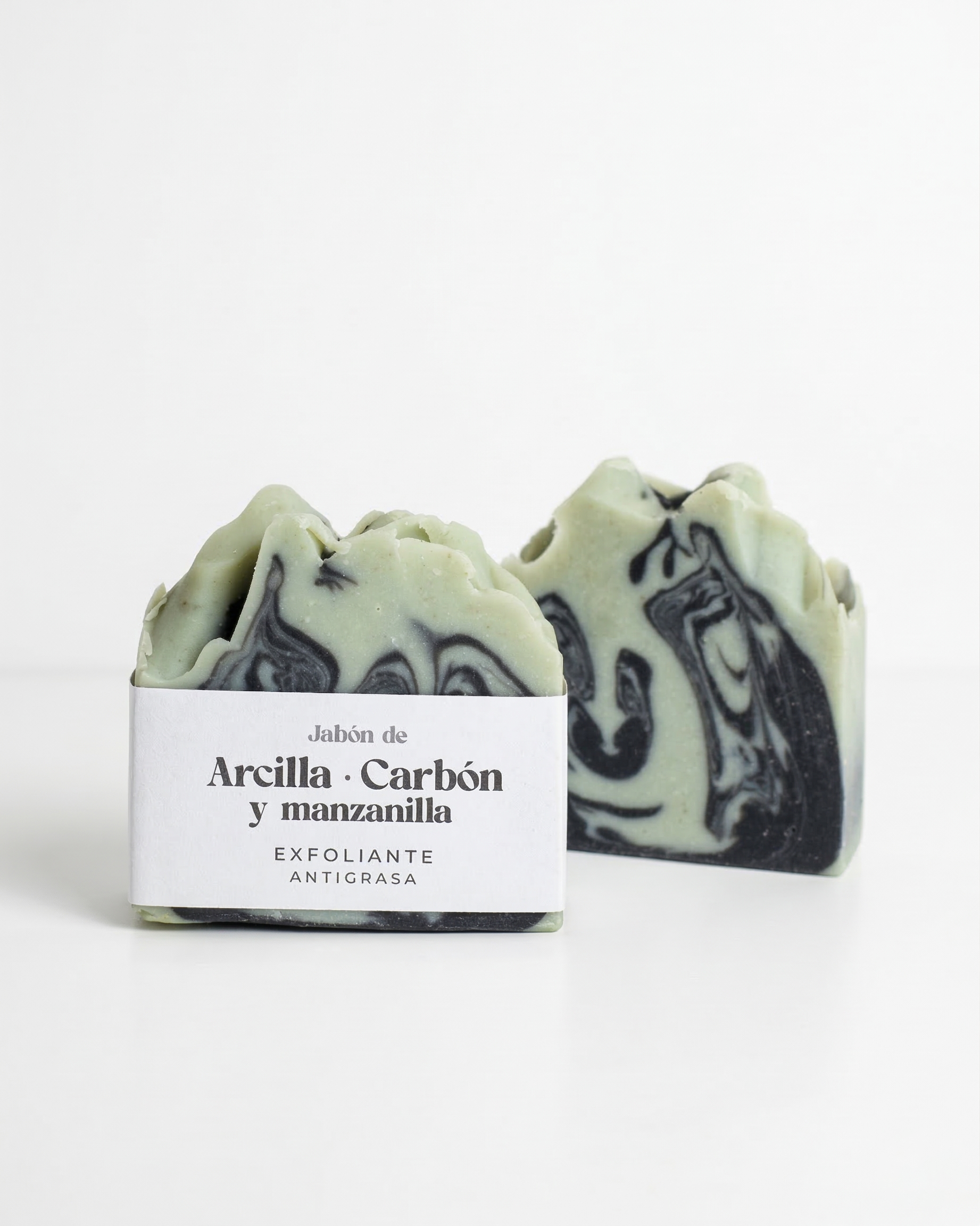 Jabón Arcilla Carbón y Manzanilla · 130gr