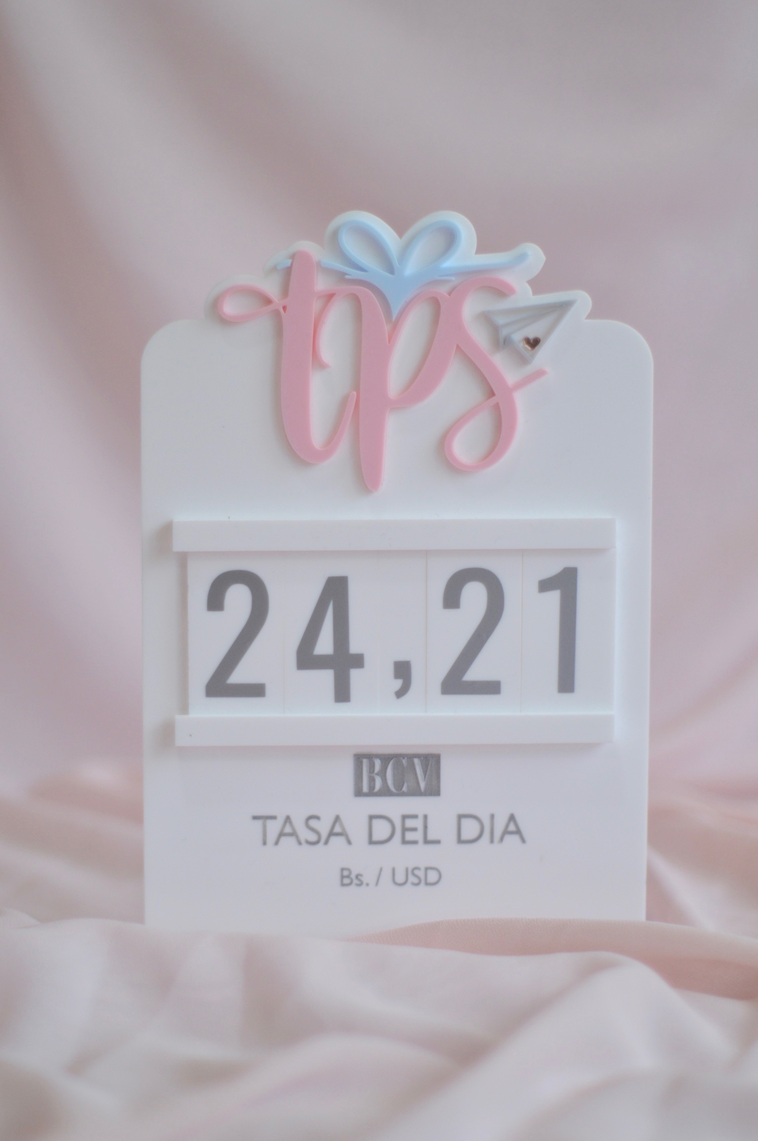 Hablador de Fichas en Acrílico Personalizado | Tasa del Día y Precios
