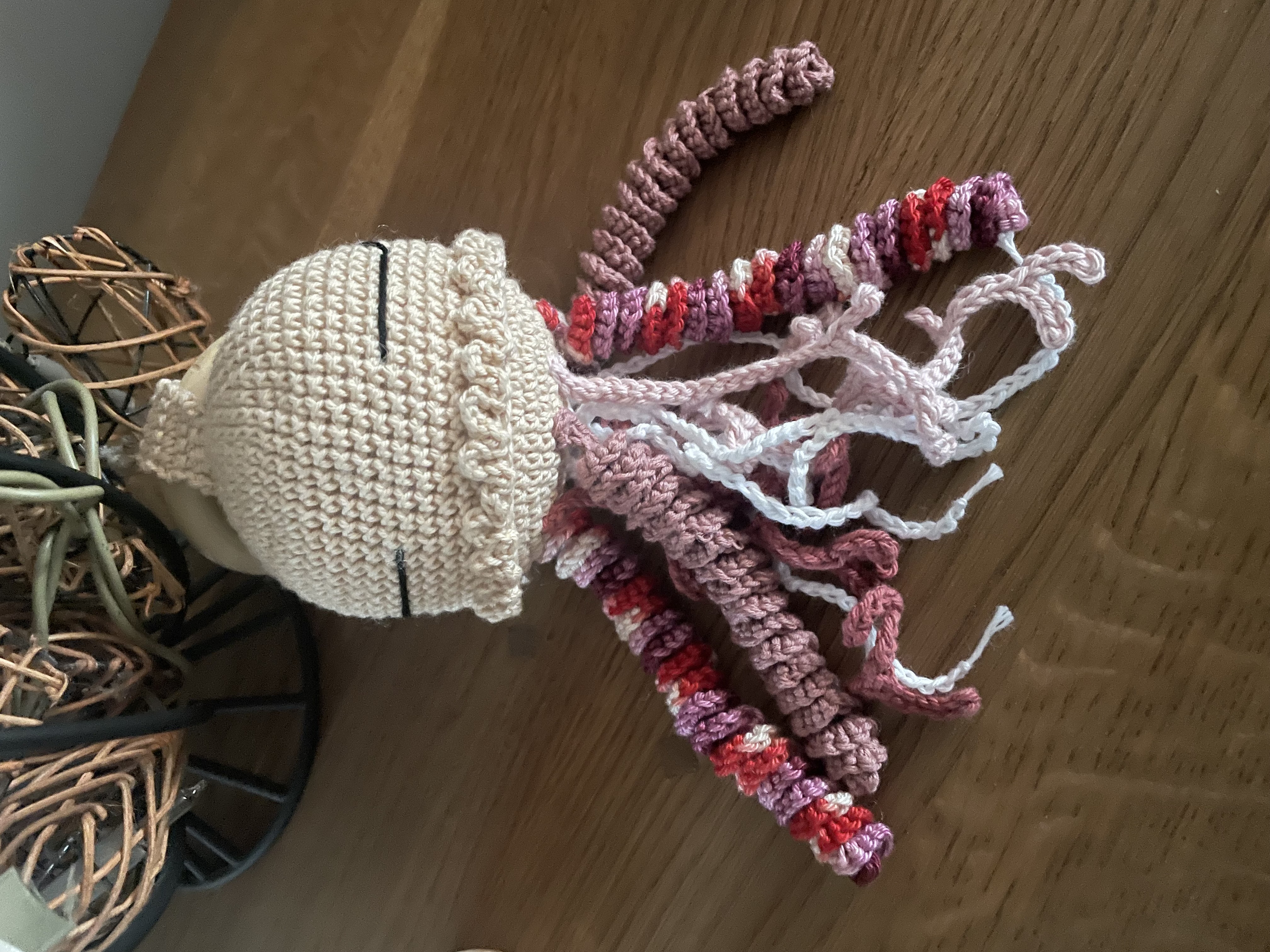 Hochet méduse crochetée