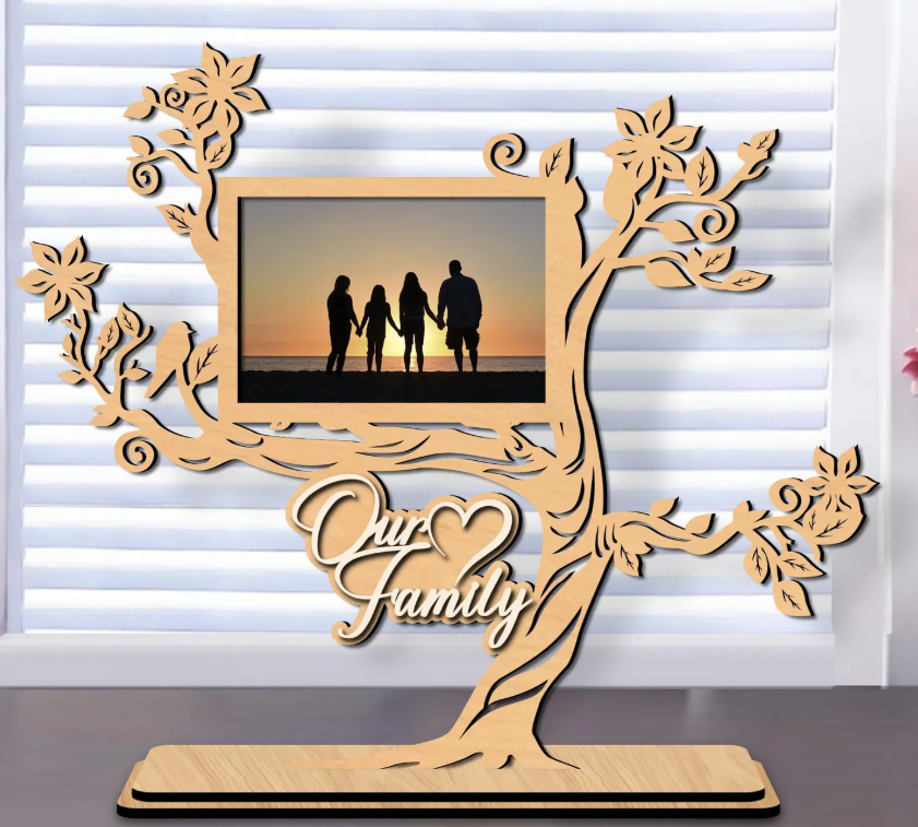 FAMILIEN‑FOTORAHMEN AUS HOLZ