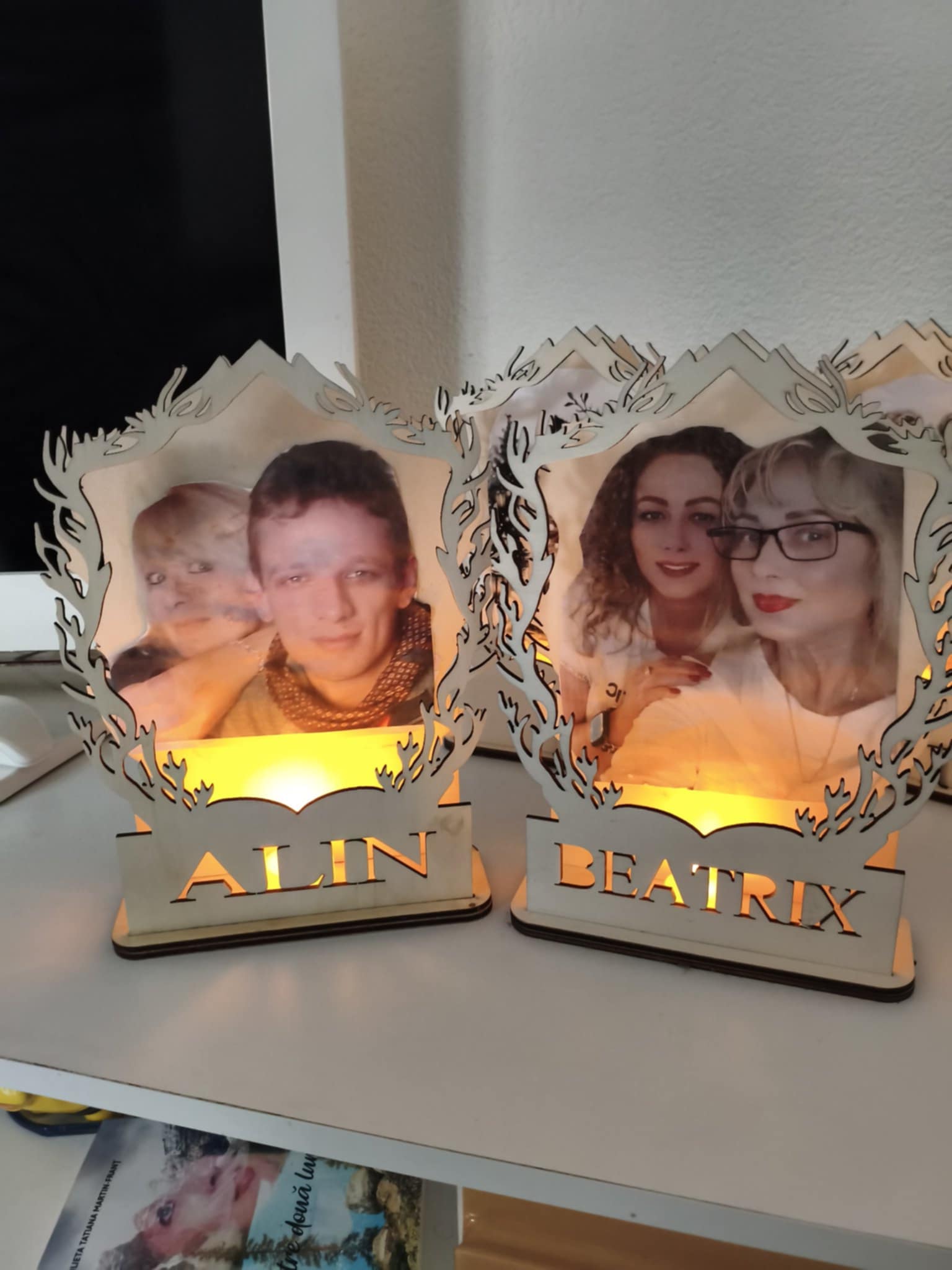 NACHTLICHT – Personalisierte LED-Nachtlampe mit Schmetterling, Holzornament 3D