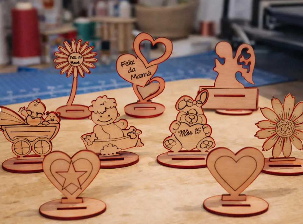 HOLZ HERZ DEKORATIONEN 6ER SET   LIEBEVOLLE HOLZFIGUREN FÜR VALENTINSTAG