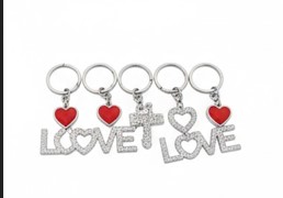 LOVE Schlüsselanhänger Set