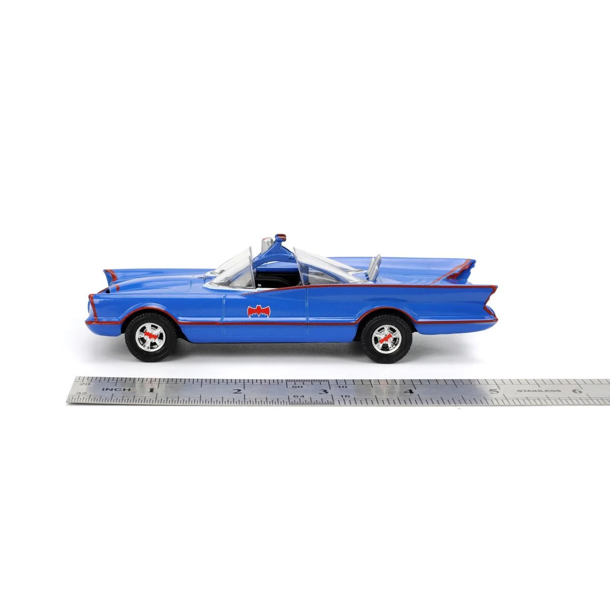 Batimobil 1966 Animated Color 1:32 Die-Cast 