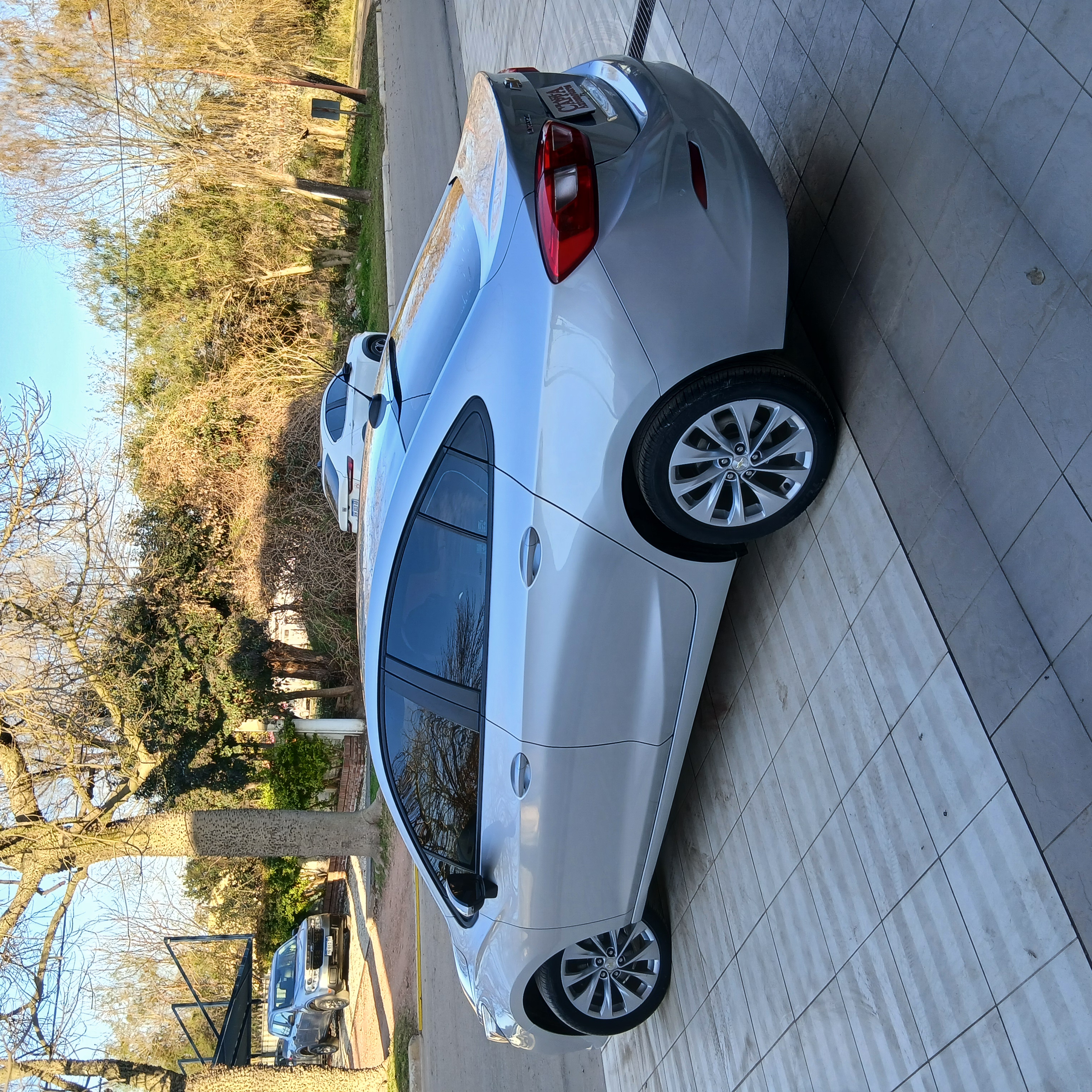 Chevrolet Cruze LT 4P MT