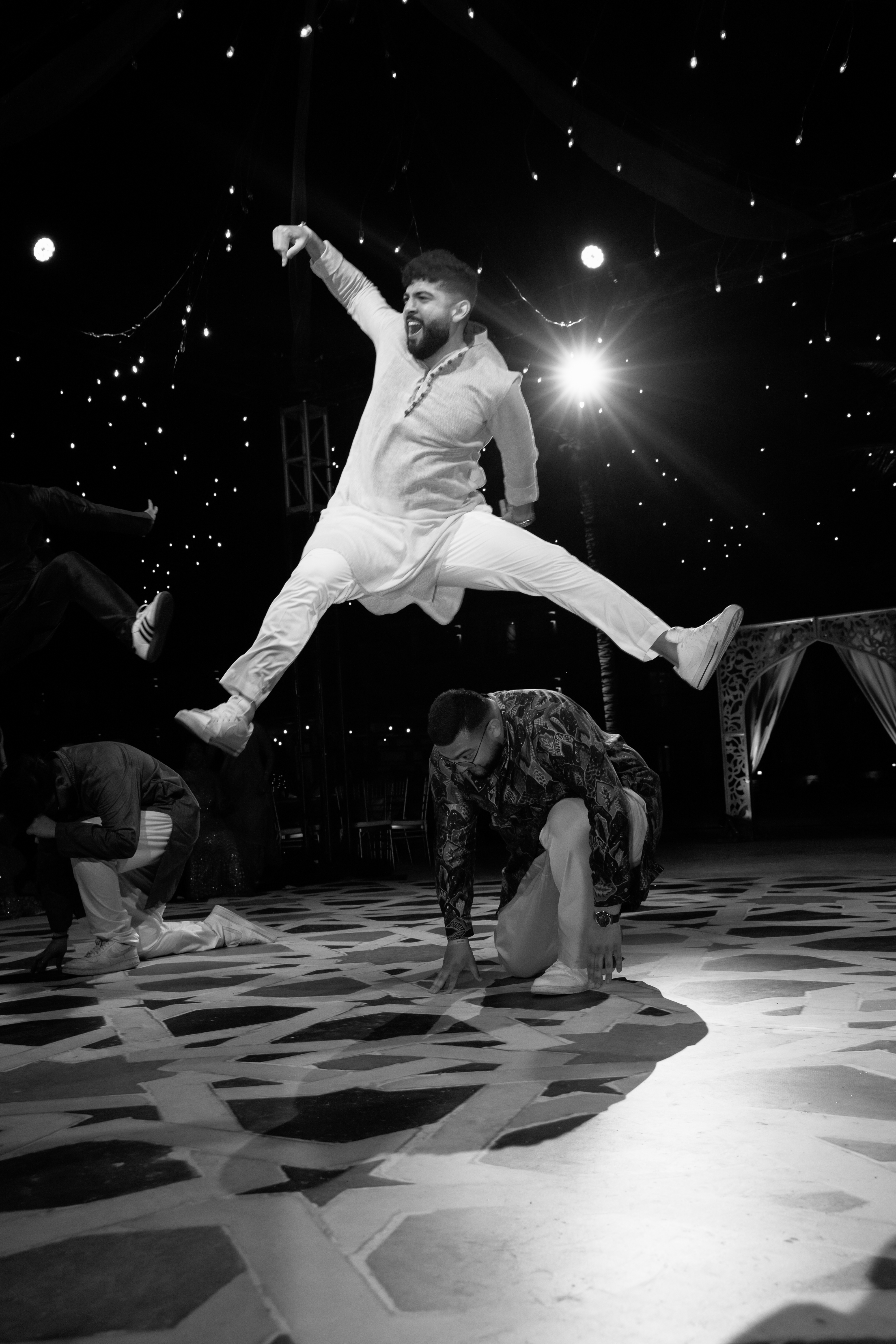 Exclusive Package (video)