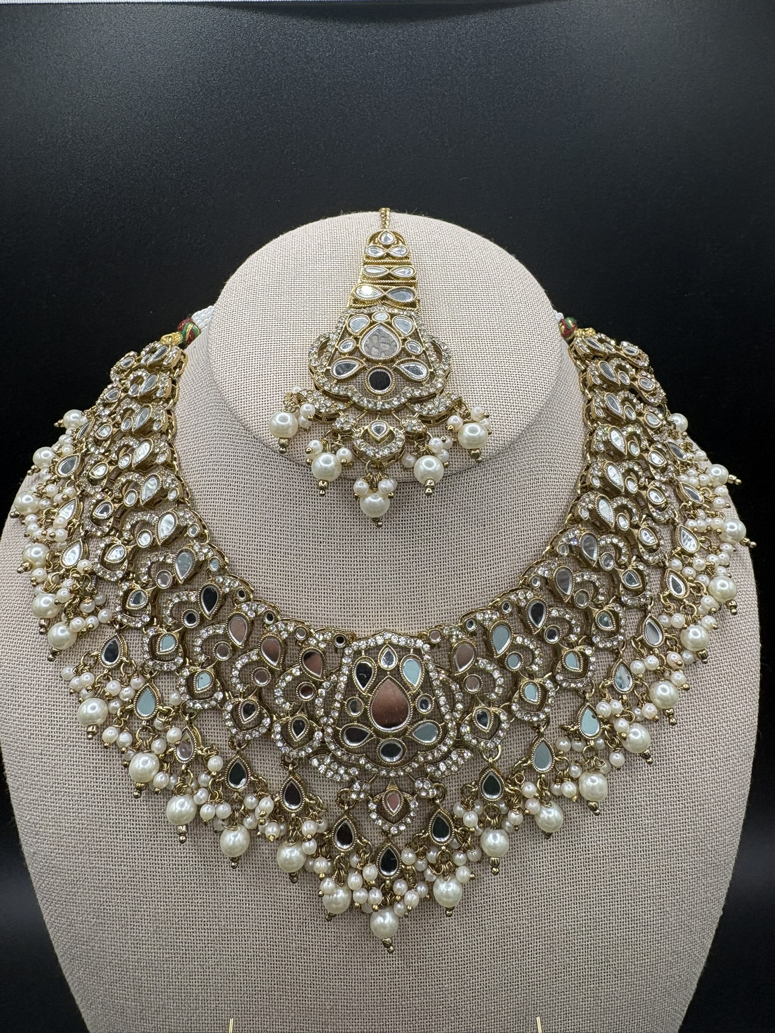 Royal Semi-Bridal Mirror  Jewelry Set