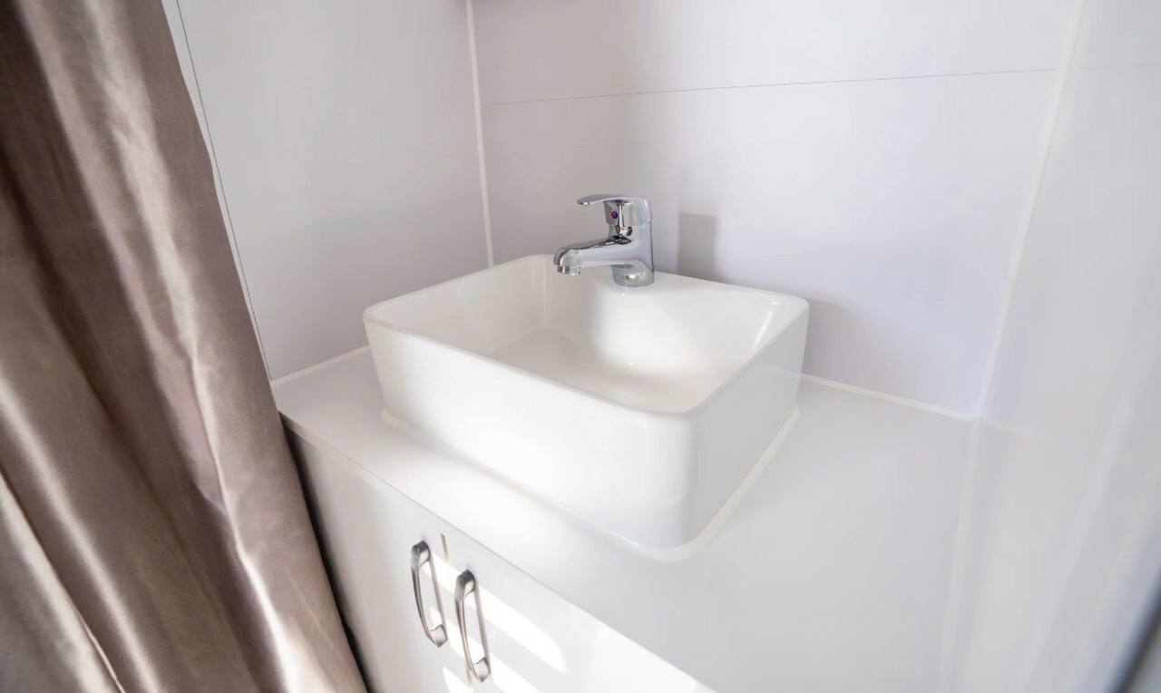 4m Micro Pods with Bath/Office/Bed