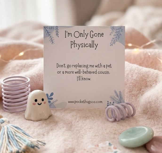 Always Connected Whale Pocket Hug – Ocean-Themed Love Token