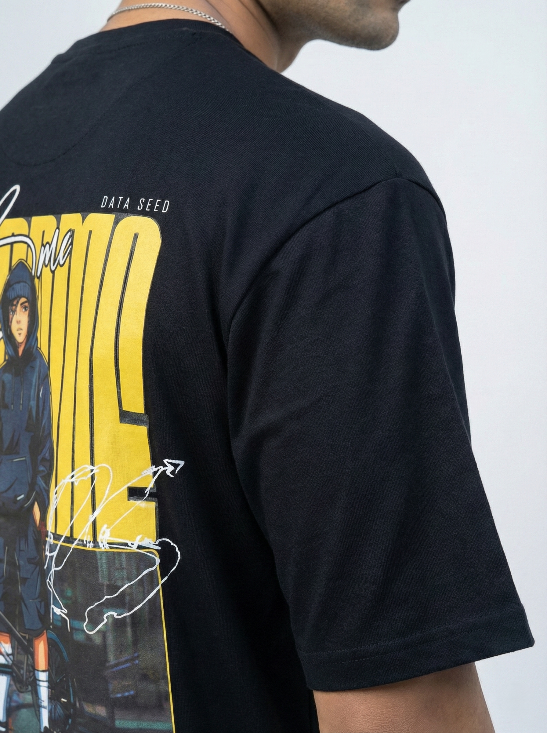 Men's Oversized Graphic Printed Tee 