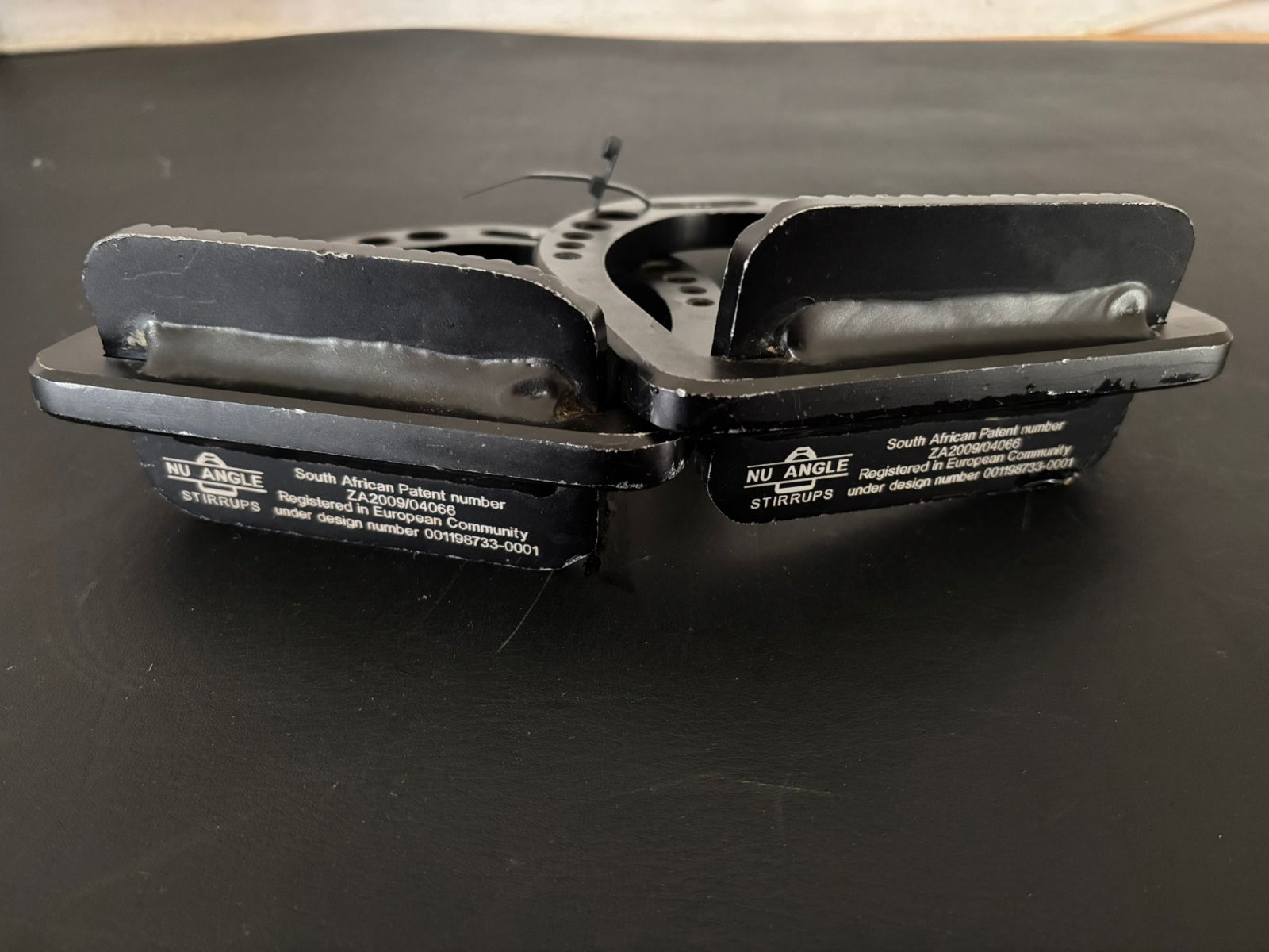 Nu Angle standard stirrup irons, black