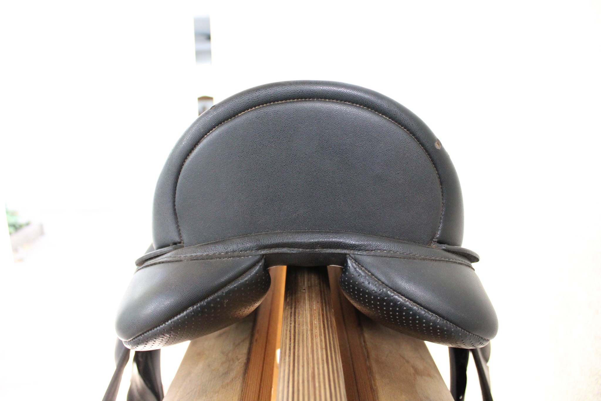 Wintec 500, Black, 17.5"