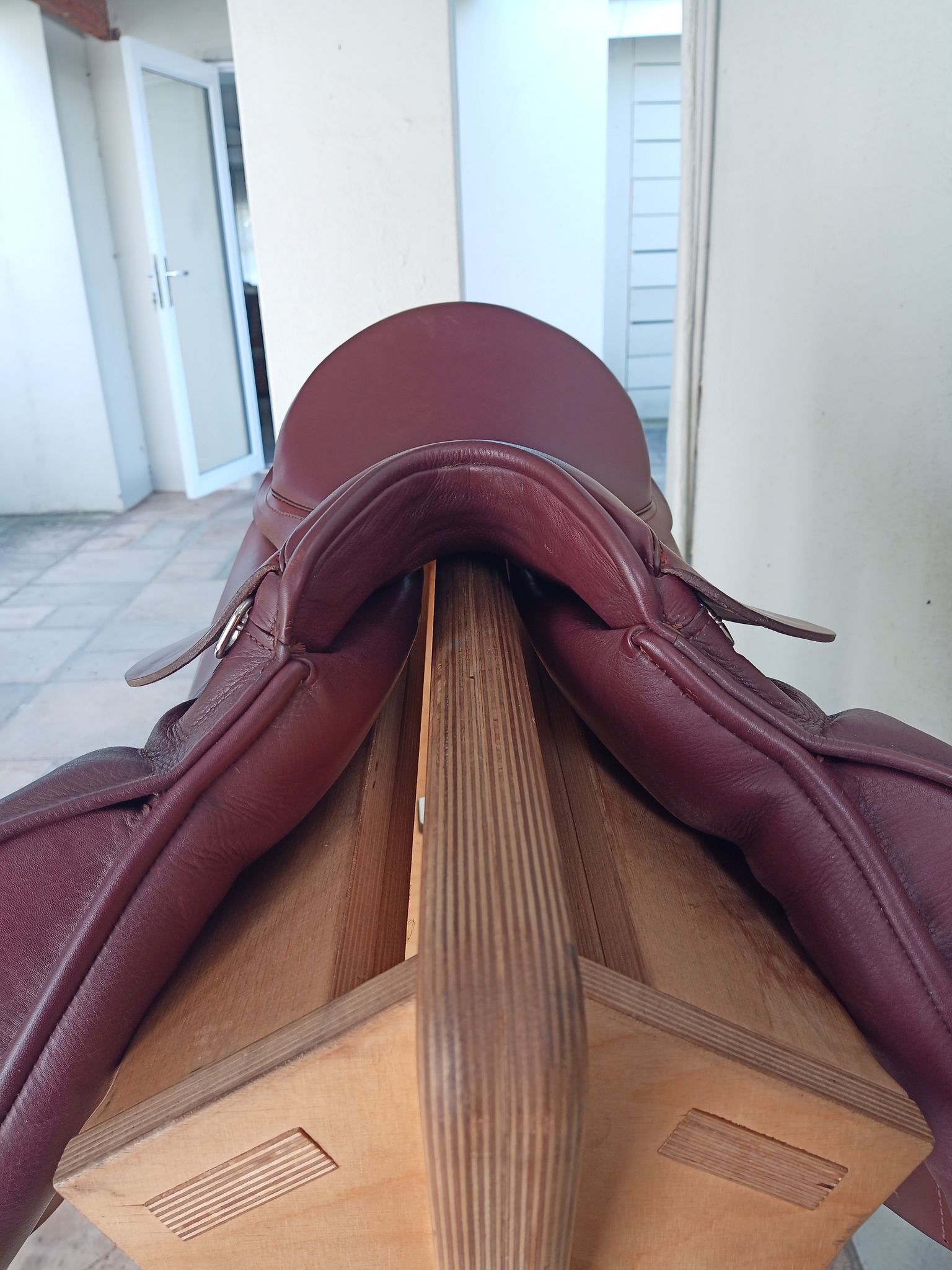 Remos Hagen, Brown, 17"