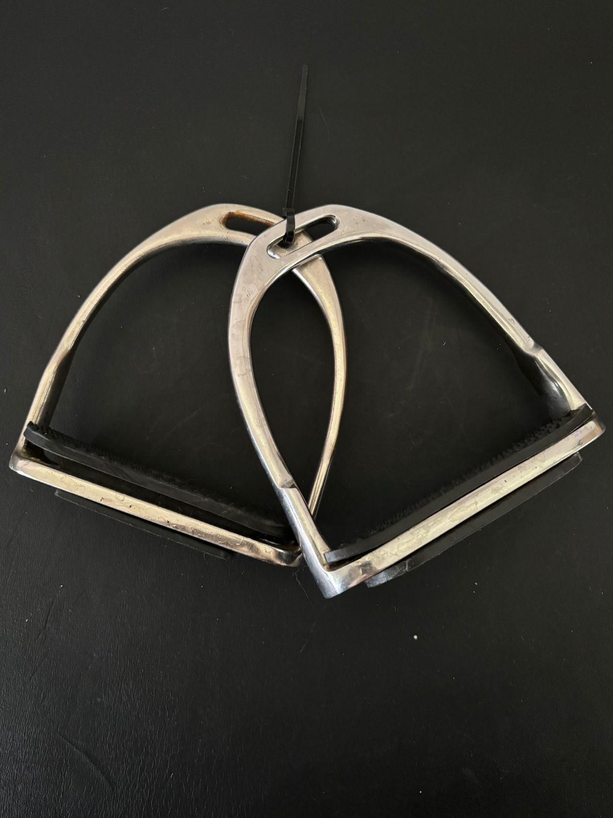 Stubben stirrup irons