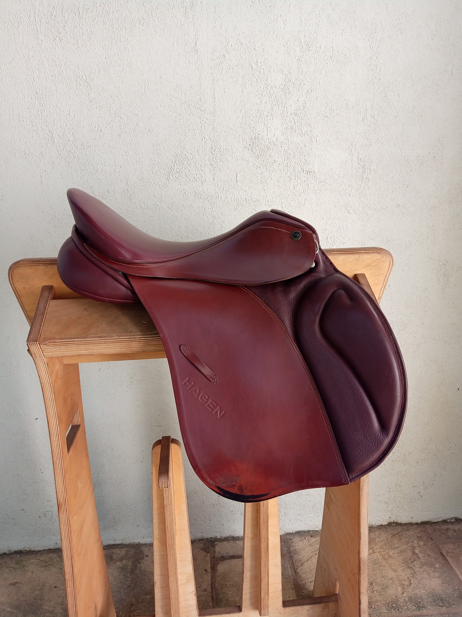 Remos Hagen, Brown, 17"