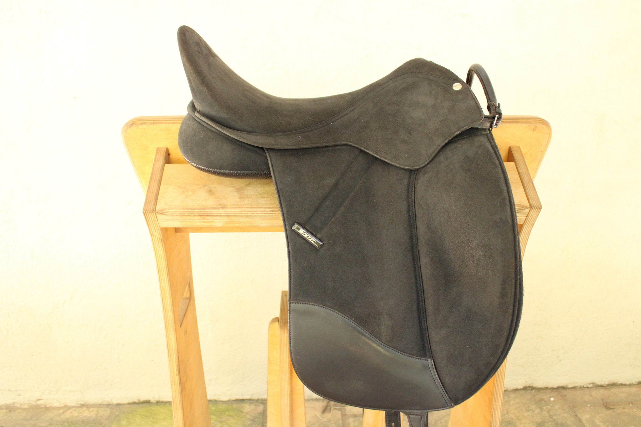 Wintec Isabel, Black, 17"