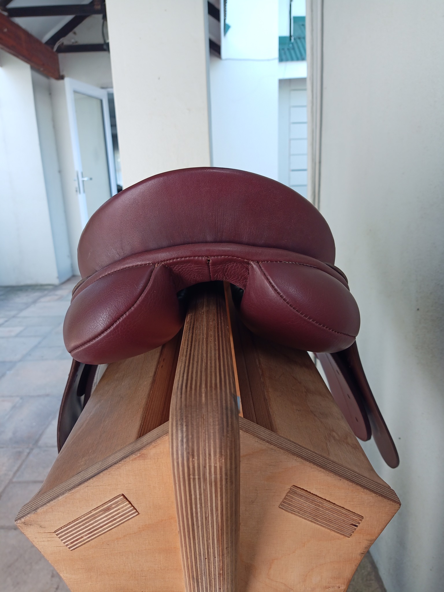 Remos Hagen, Brown, 17"