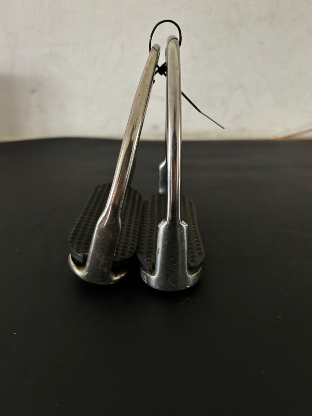 Stubben stirrup irons