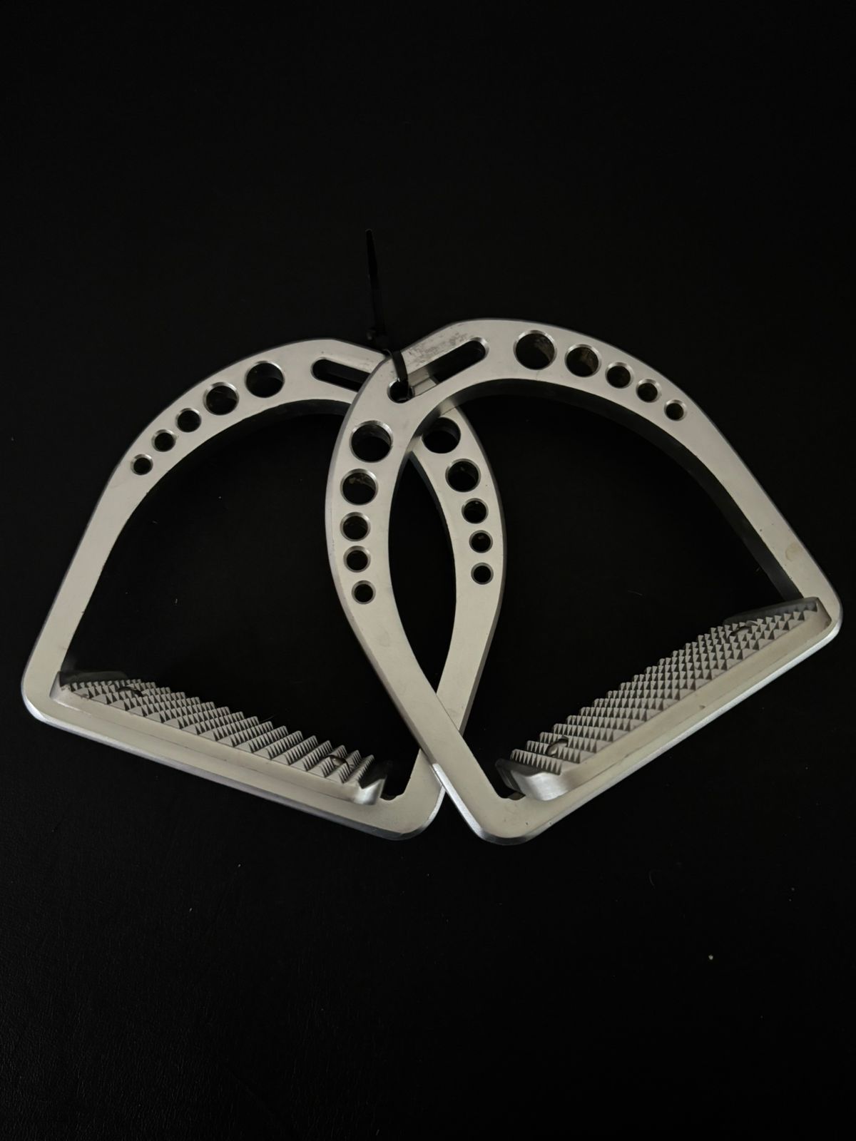 Nu Angle standard stirrups