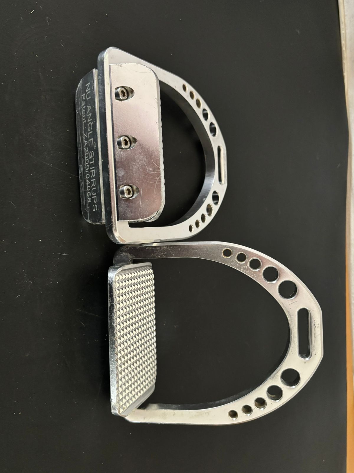 Nu Angle classic stirrup irons