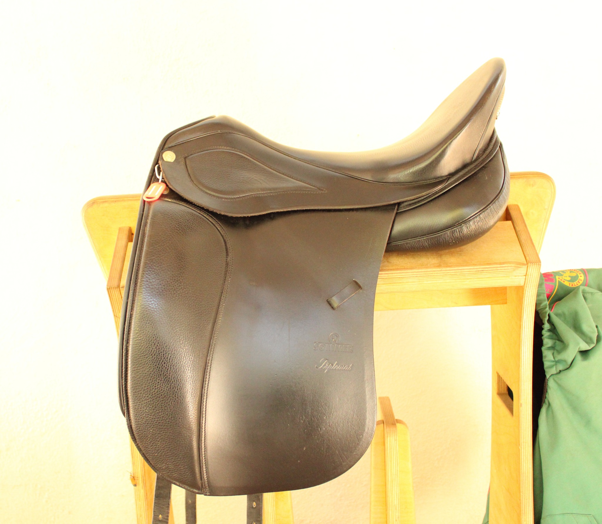 Sommer Diplomat, Black, 18"