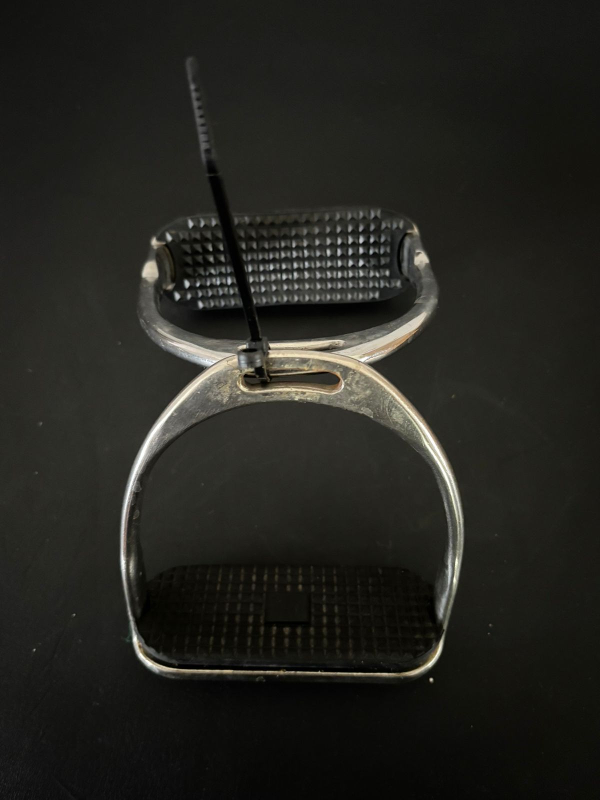 Stubben stirrup irons