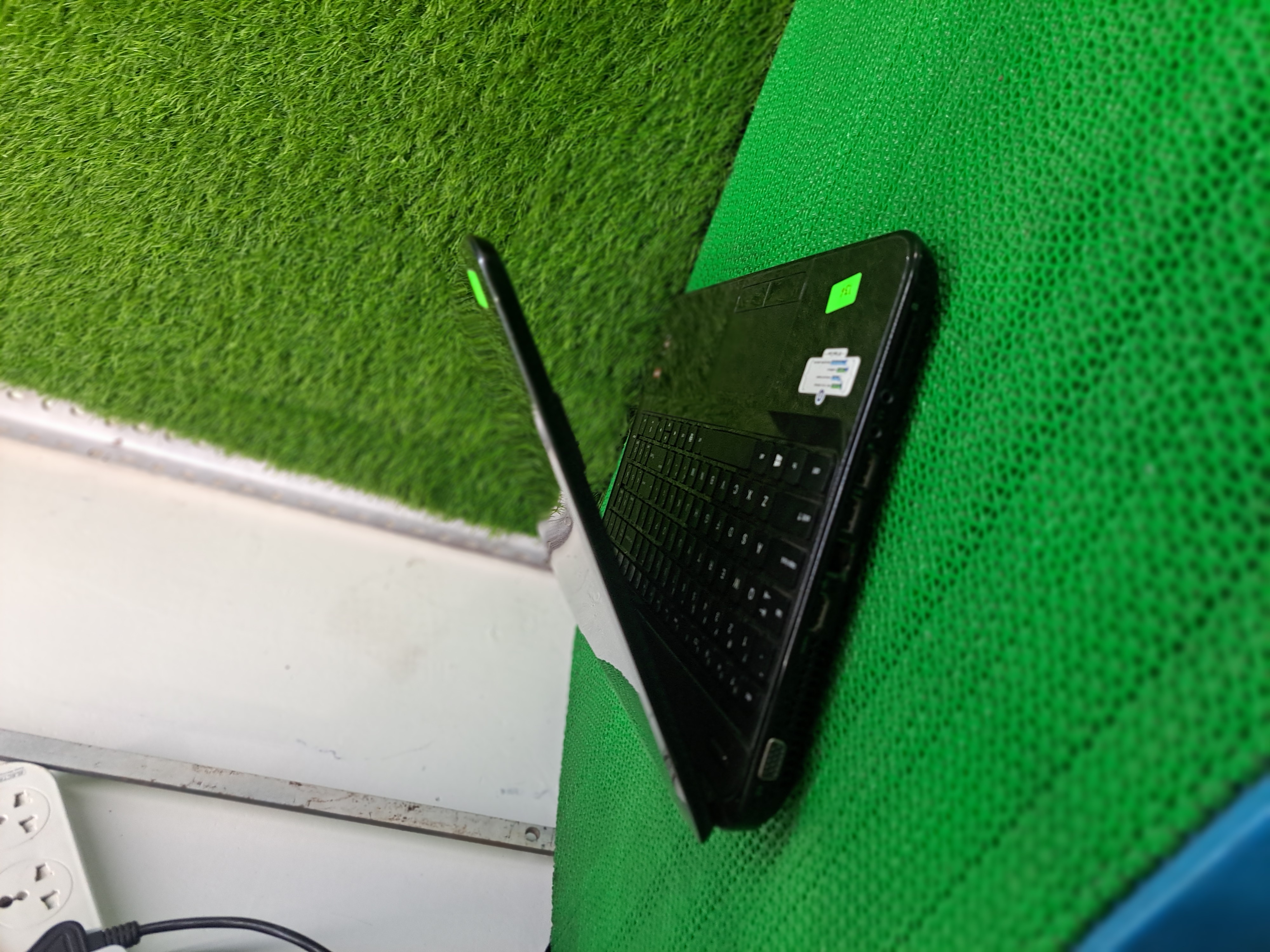 HP 15 Series Laptop - AMD A4-4300M Dual-Core | 4GB RAM | 320GB HDD | 14" / 15.6" HD Display | DVD Drive | Budget Laptop 